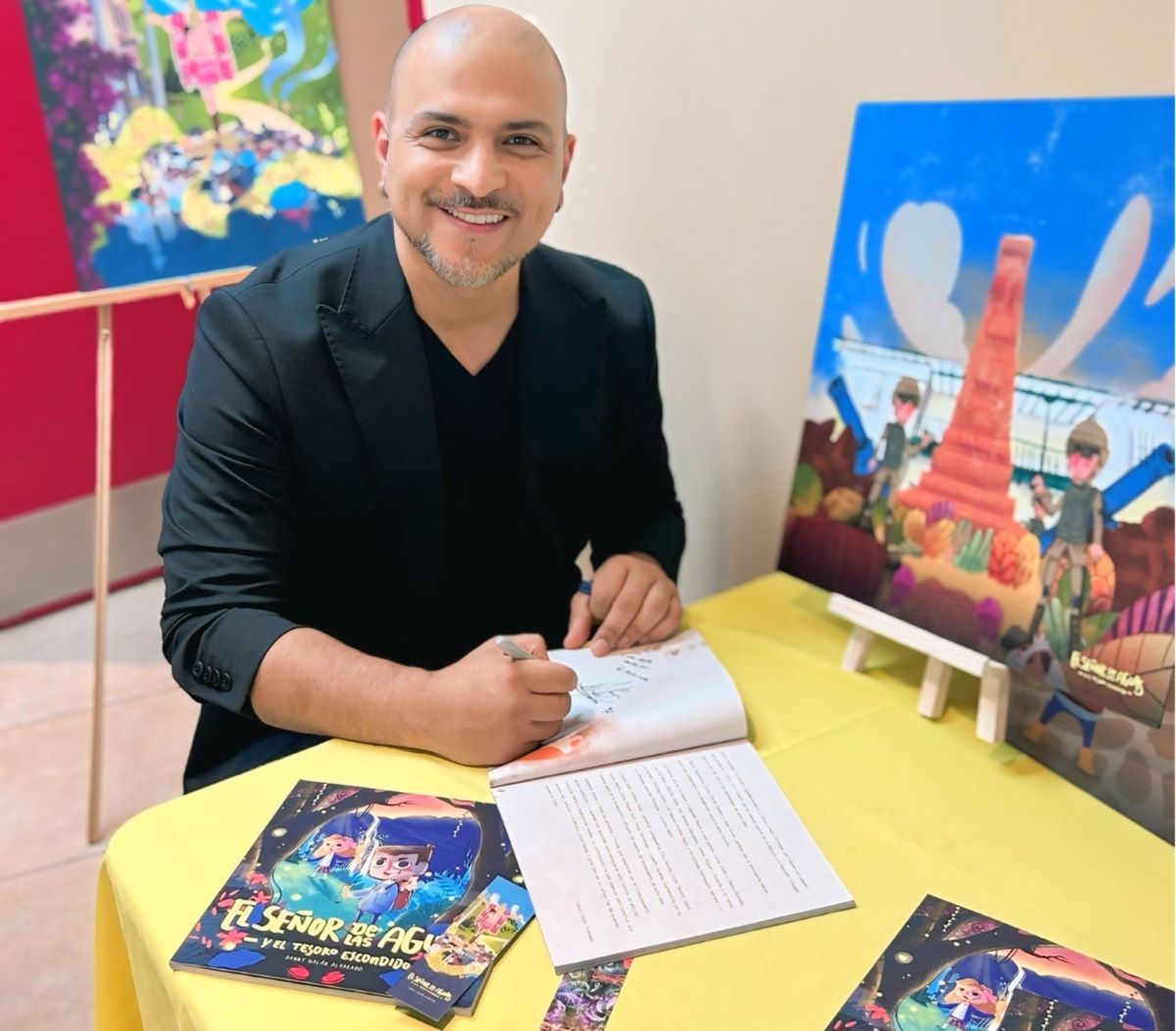 Danny Galán, músico y periodista ecuatoriano, autor del libro infantil “El Señor de las Aguas y el Tesoro Escondido”.